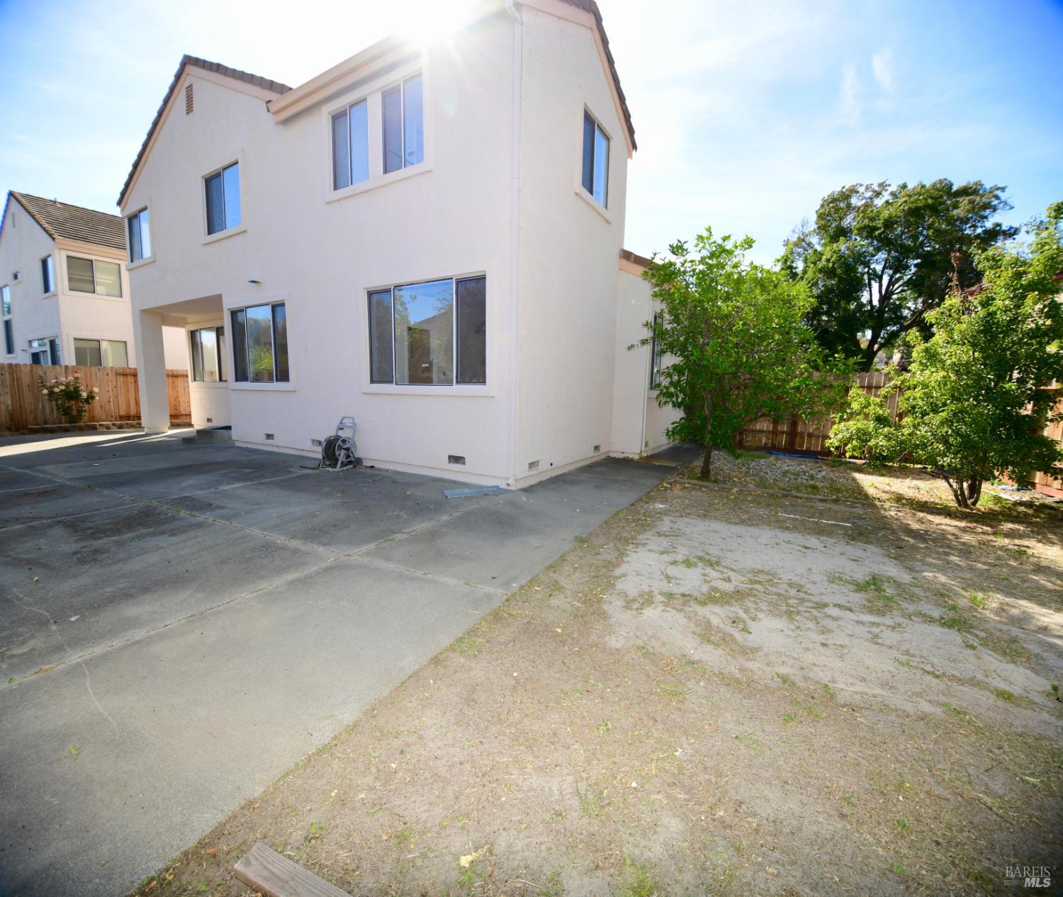 305 Mayfield Circle Suisun City CA 94585