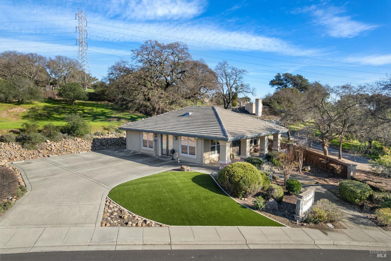 902 Eastridge Drive Fairfield CA 94534