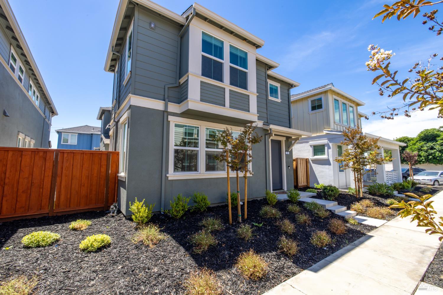 128 Clownfish Street Suisun City CA 94585