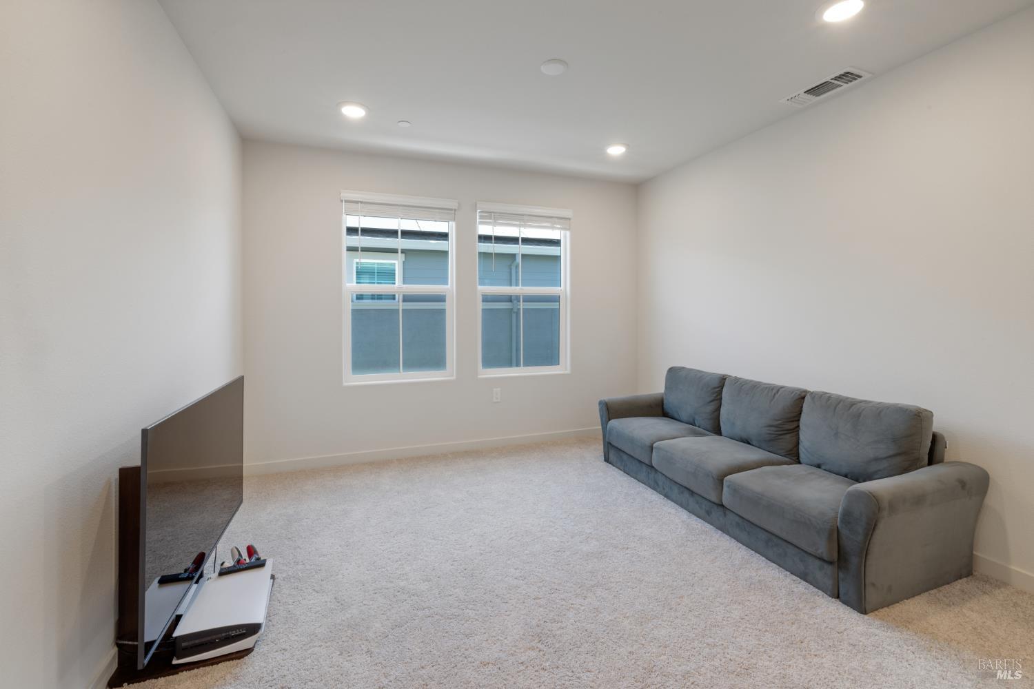 128 Clownfish Street Suisun City CA 94585