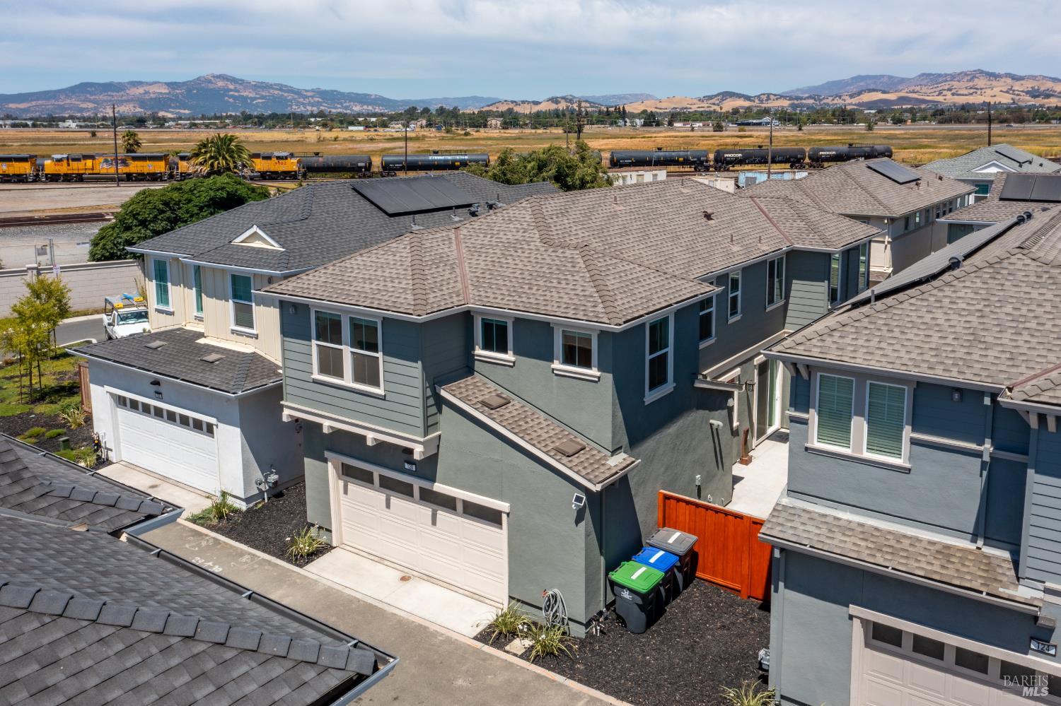 128 Clownfish Street Suisun City CA 94585