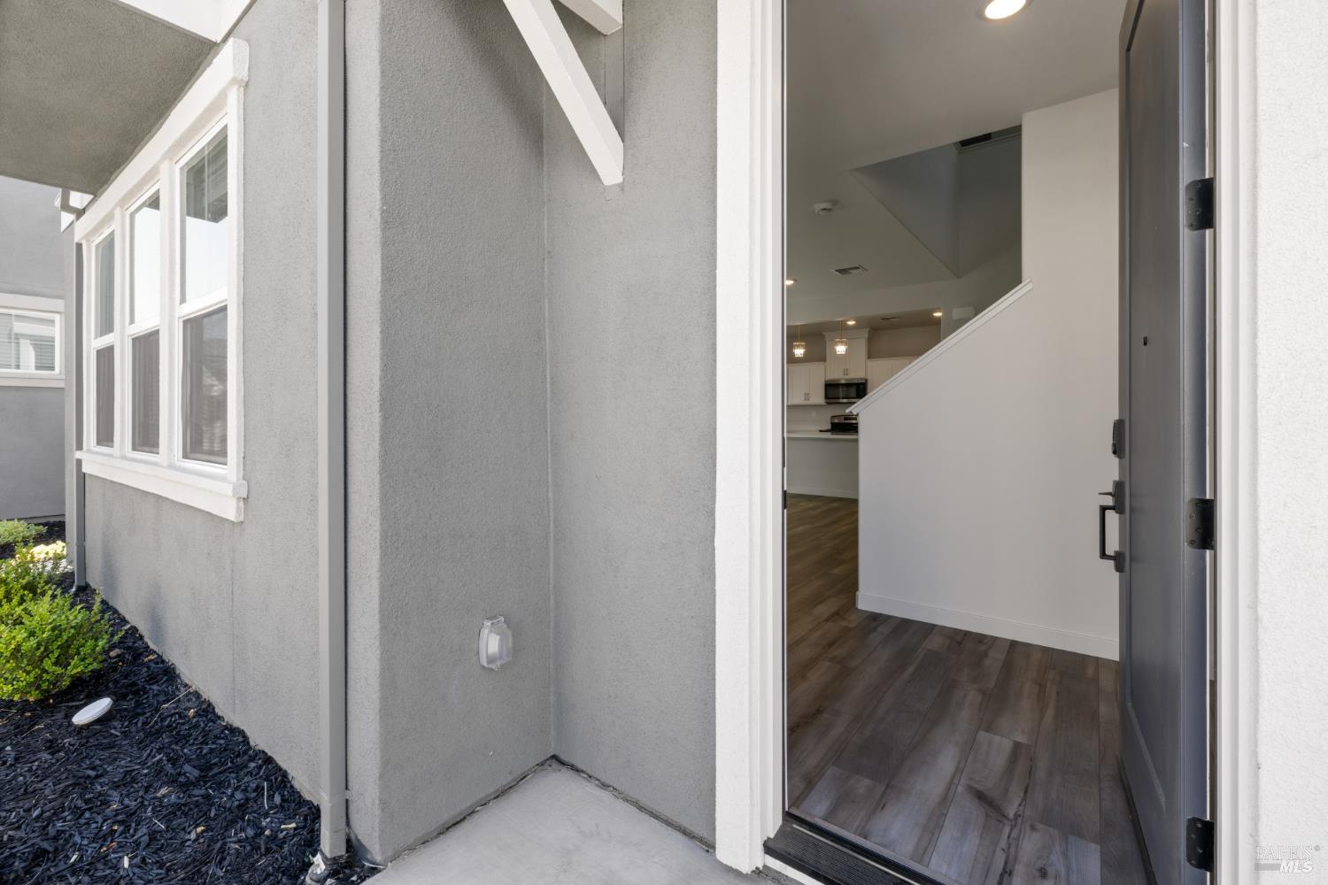 128 Clownfish Street Suisun City CA 94585