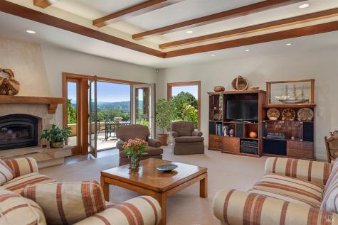 9981 W Dry Creek Road Healdsburg CA 95448