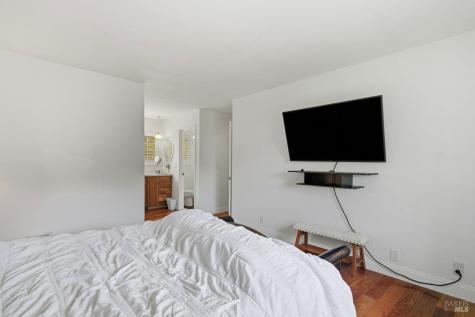 583 Fairway Drive Novato CA 94949