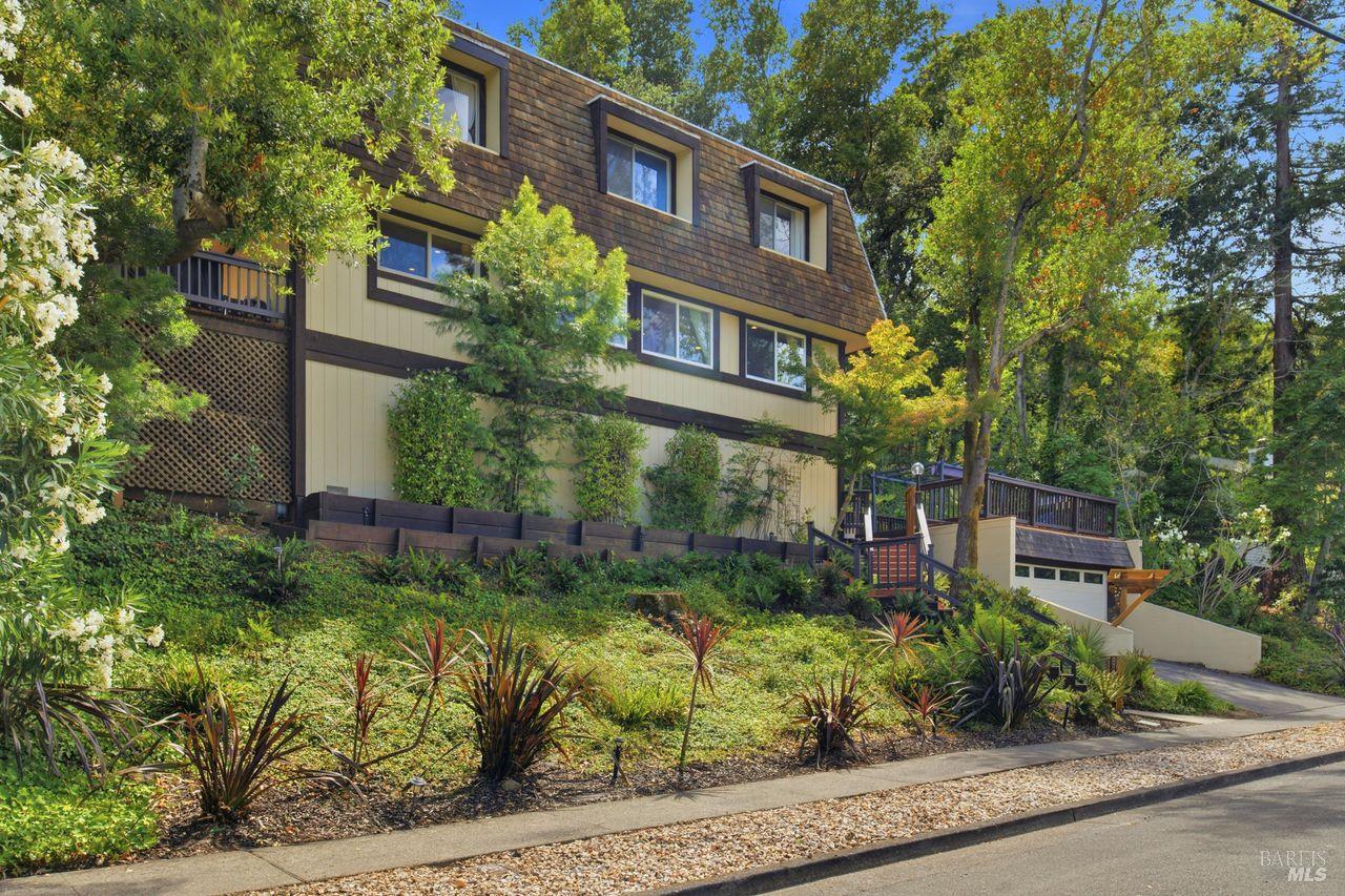 583 Fairway Drive Novato CA 94949