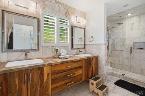 583 Fairway Drive Novato CA 94949