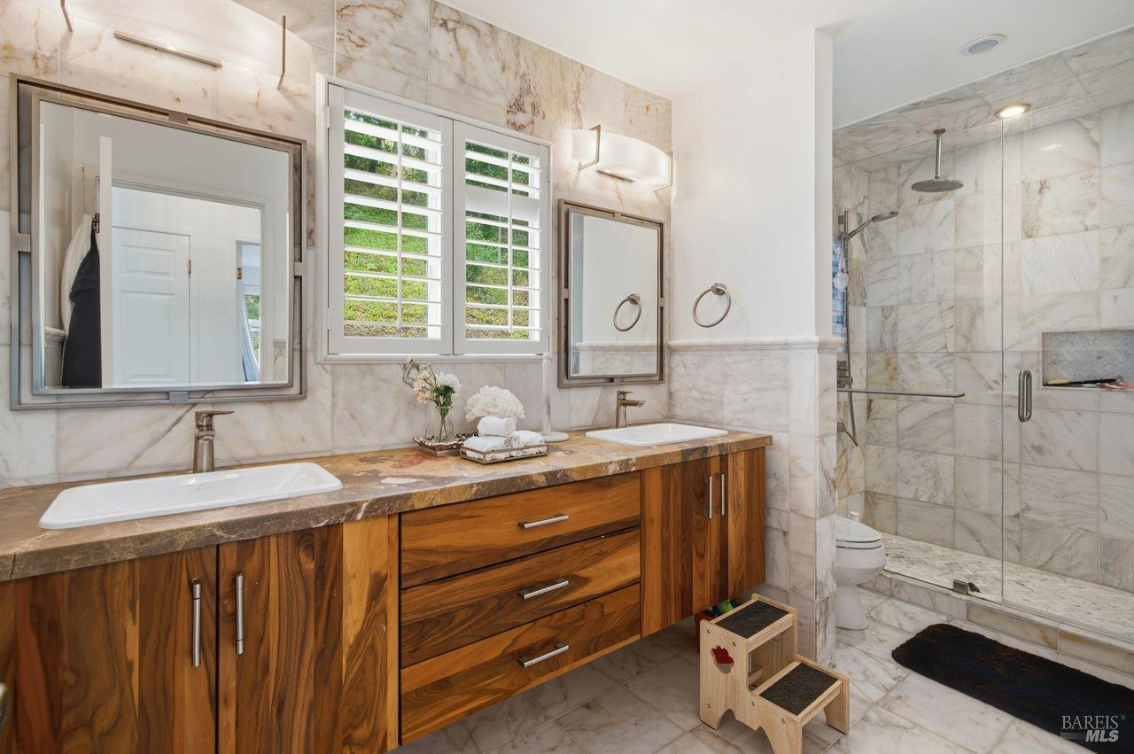 583 Fairway Drive Novato CA 94949