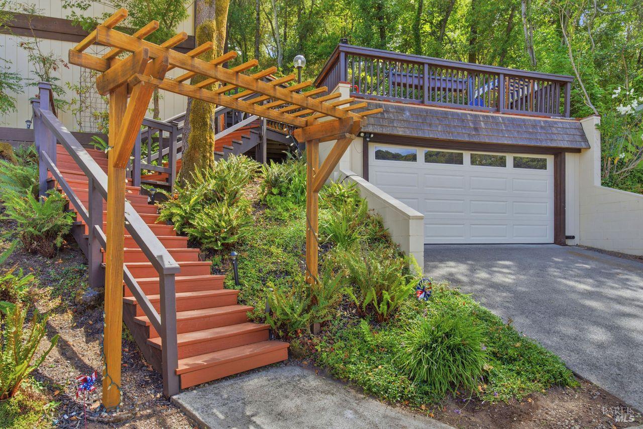 583 Fairway Drive Novato CA 94949
