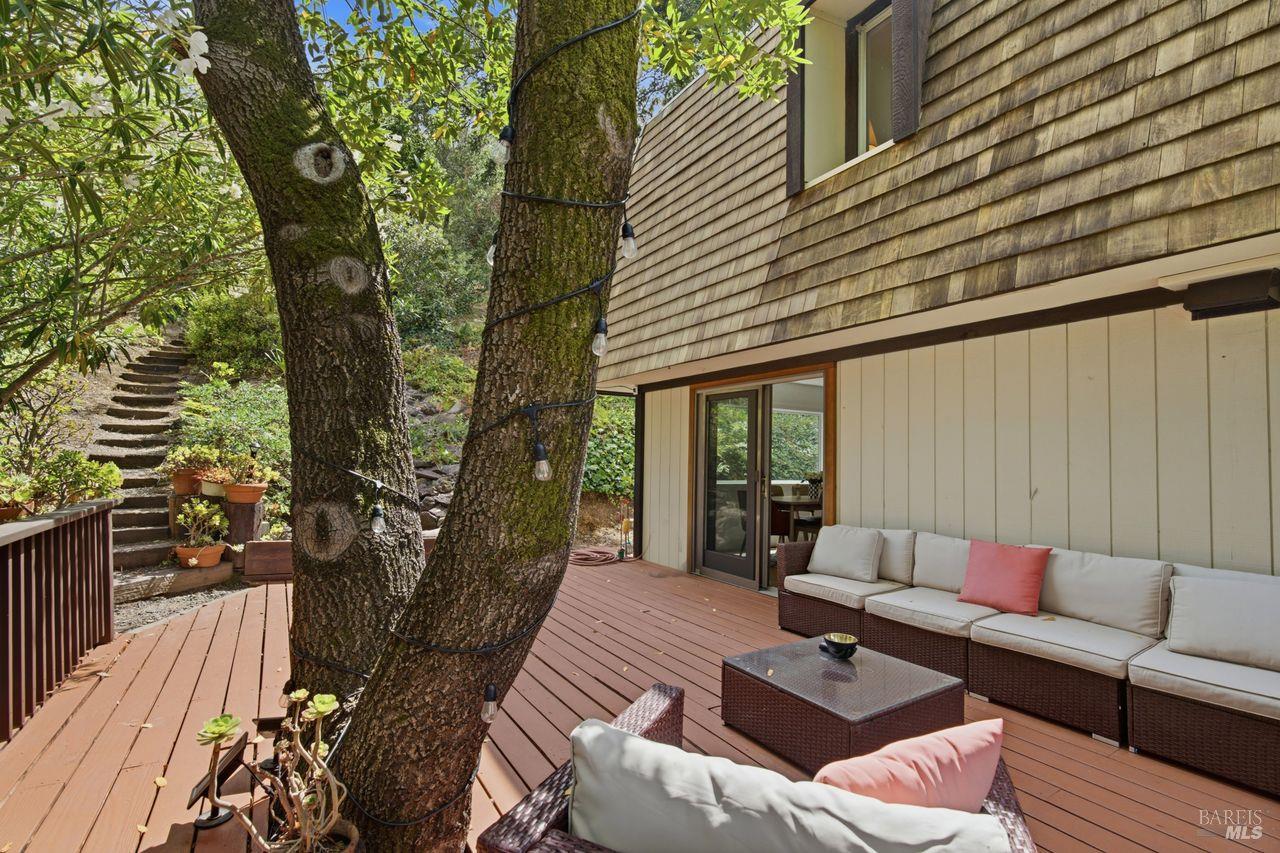 583 Fairway Drive Novato CA 94949
