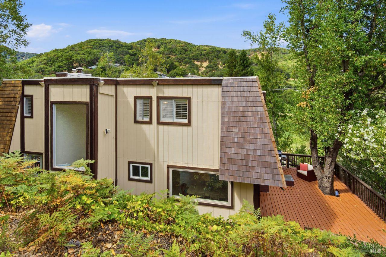 583 Fairway Drive Novato CA 94949