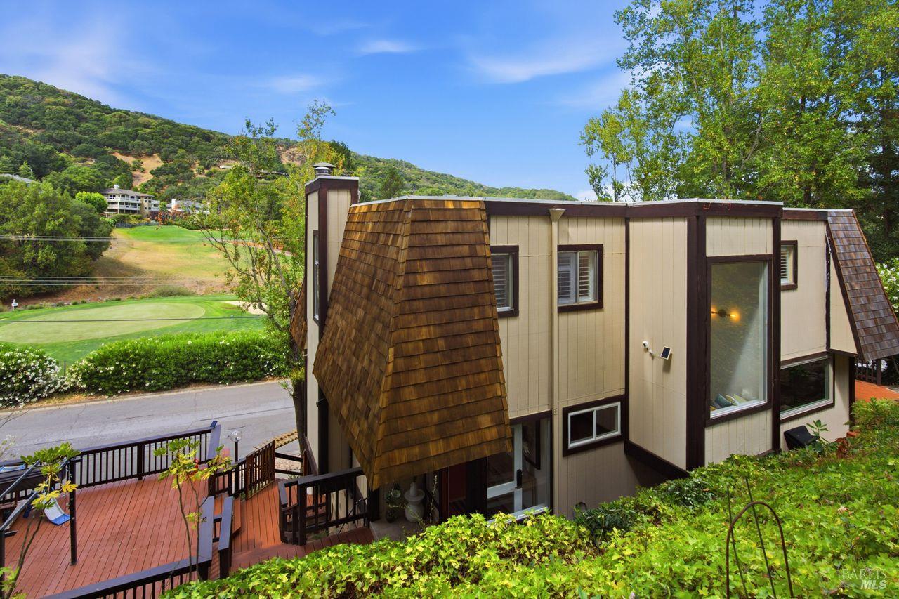 583 Fairway Drive Novato CA 94949