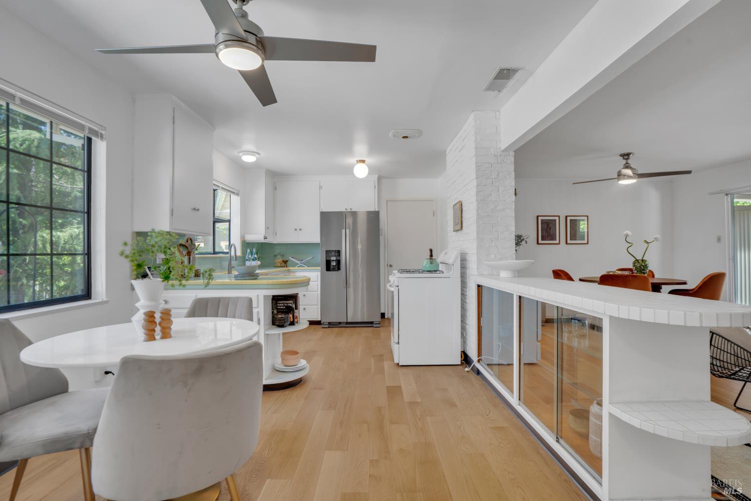 385 Lakeview Drive Napa CA 94559