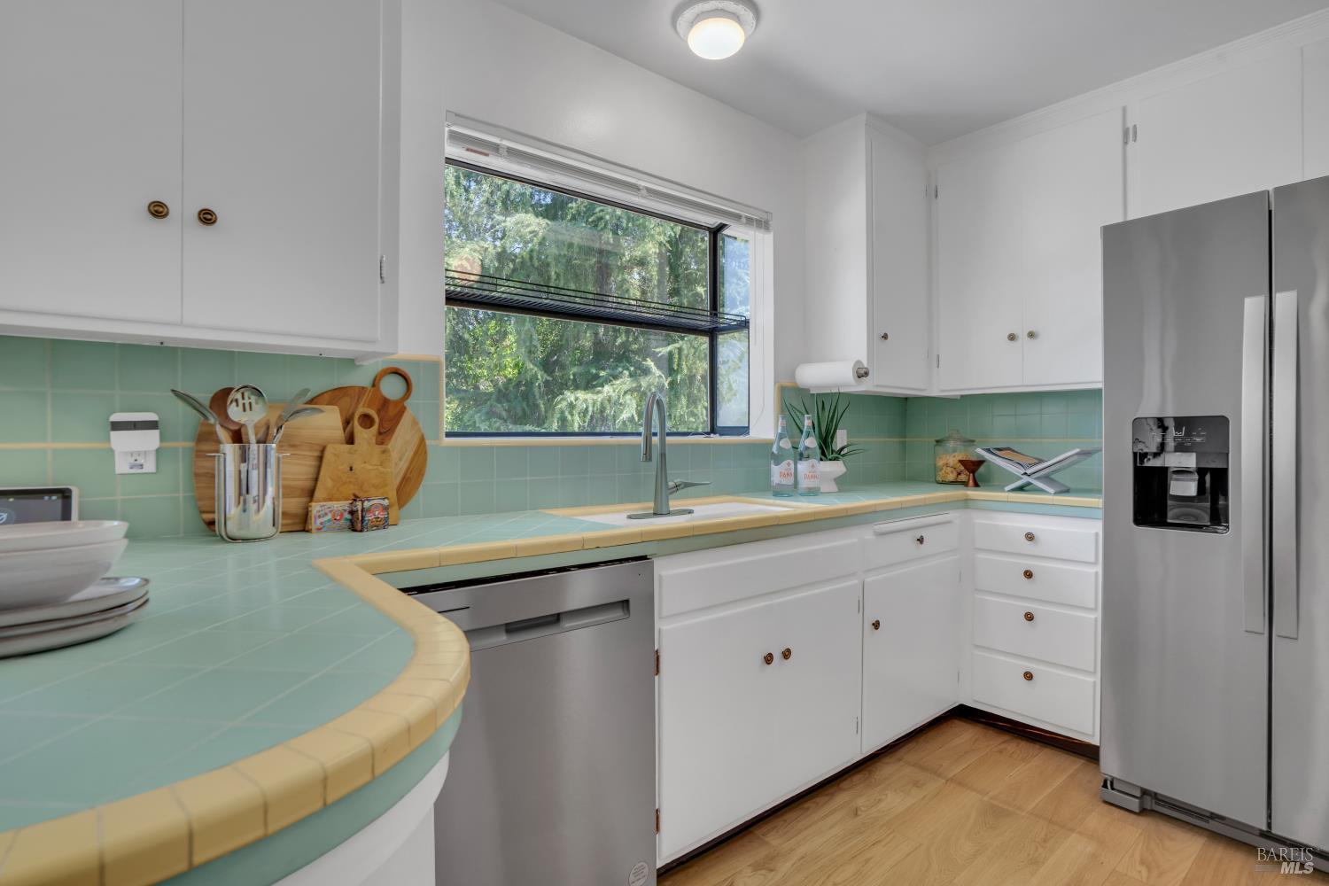 385 Lakeview Drive Napa CA 94559