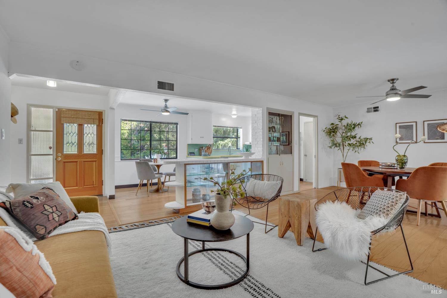 385 Lakeview Drive Napa CA 94559
