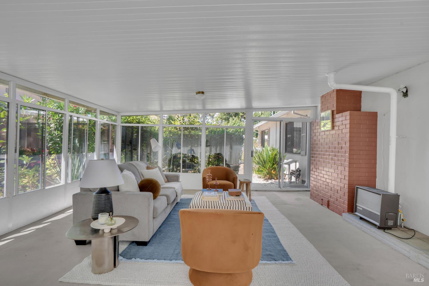 385 Lakeview Drive Napa CA 94559