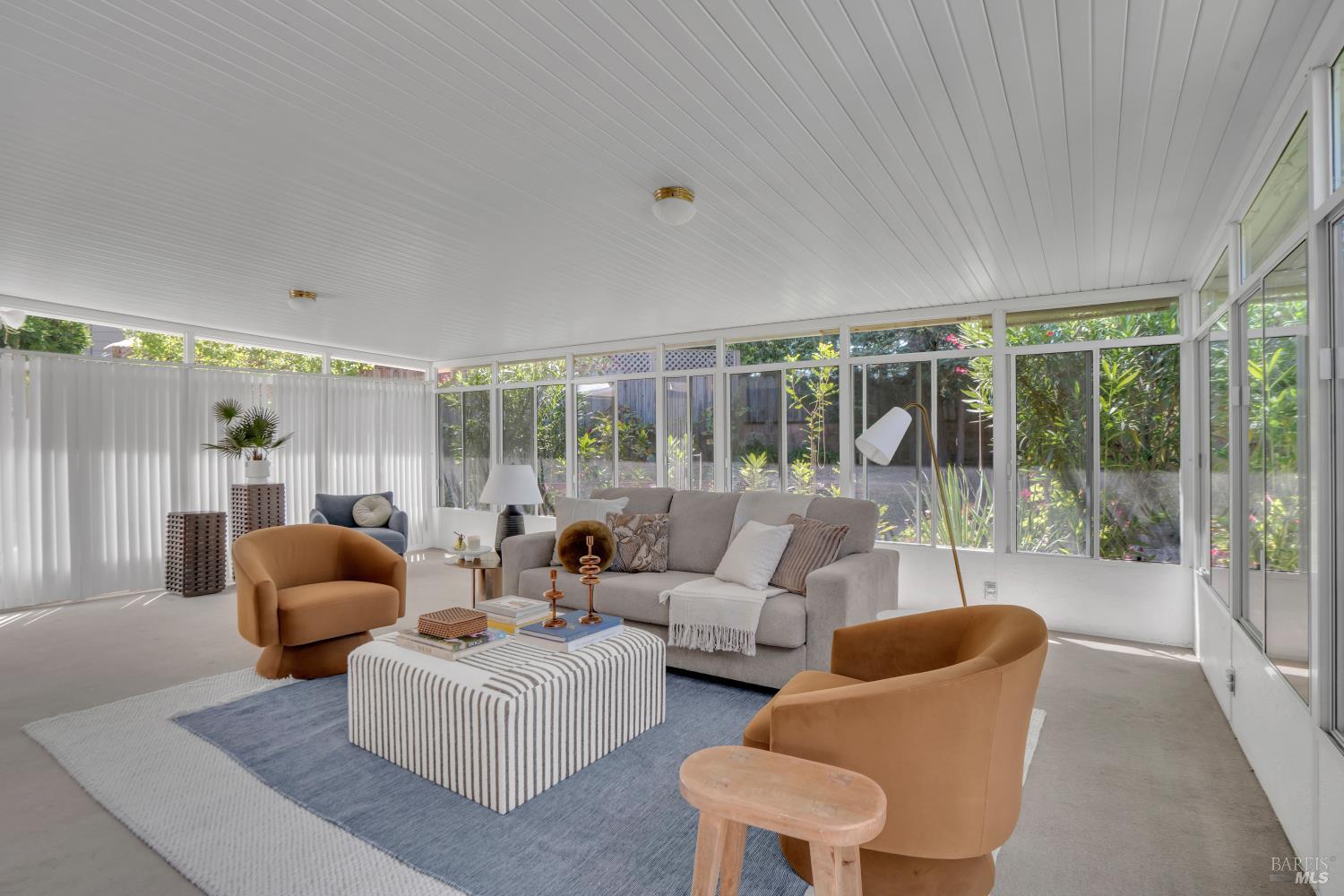 385 Lakeview Drive Napa CA 94559