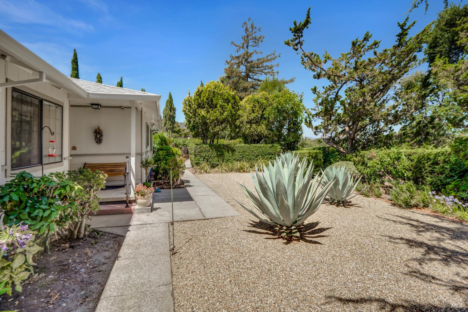 385 Lakeview Drive Napa CA 94559