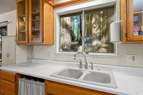 16735 Lauri Lane Occidental CA 95465