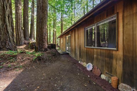 16735 Lauri Lane Occidental CA 95465