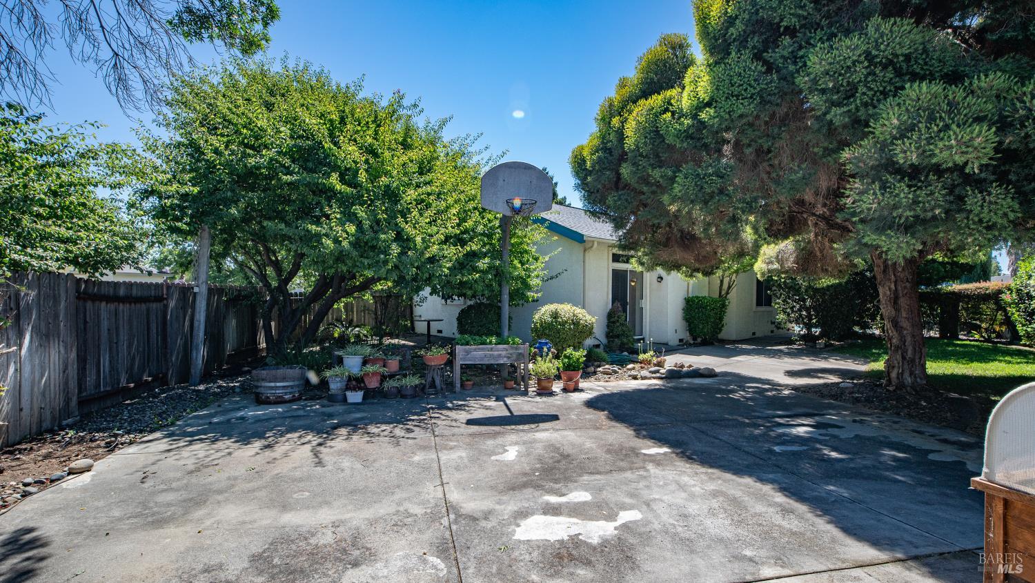 709 Palermo Drive Suisun City CA 94585
