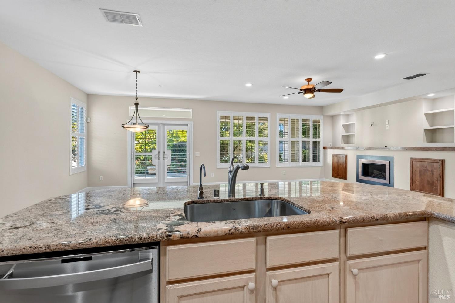 101 Clover Springs Drive Cloverdale CA 95425
