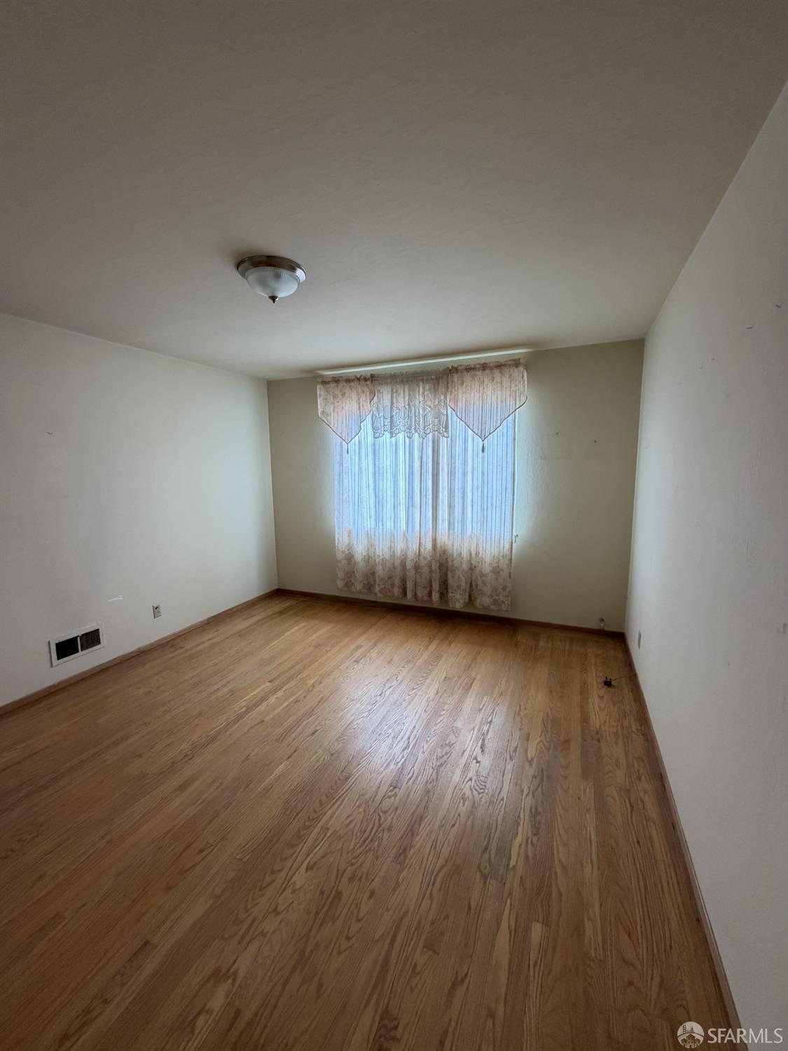 62 Neptune Street San Francisco CA 94124