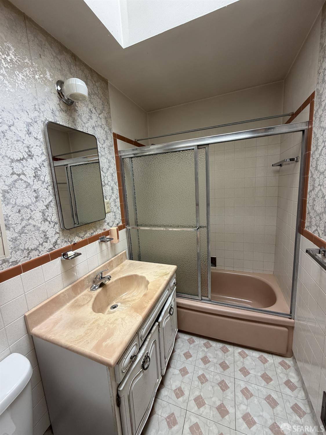 62 Neptune Street San Francisco CA 94124
