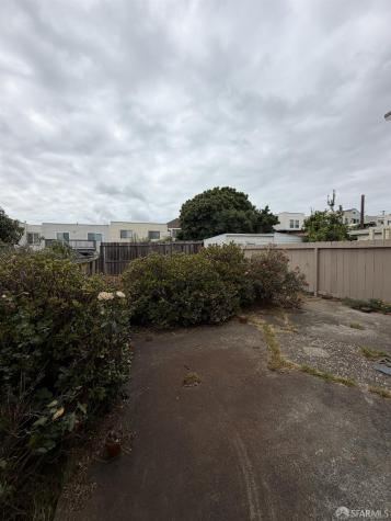 62 Neptune Street San Francisco CA 94124