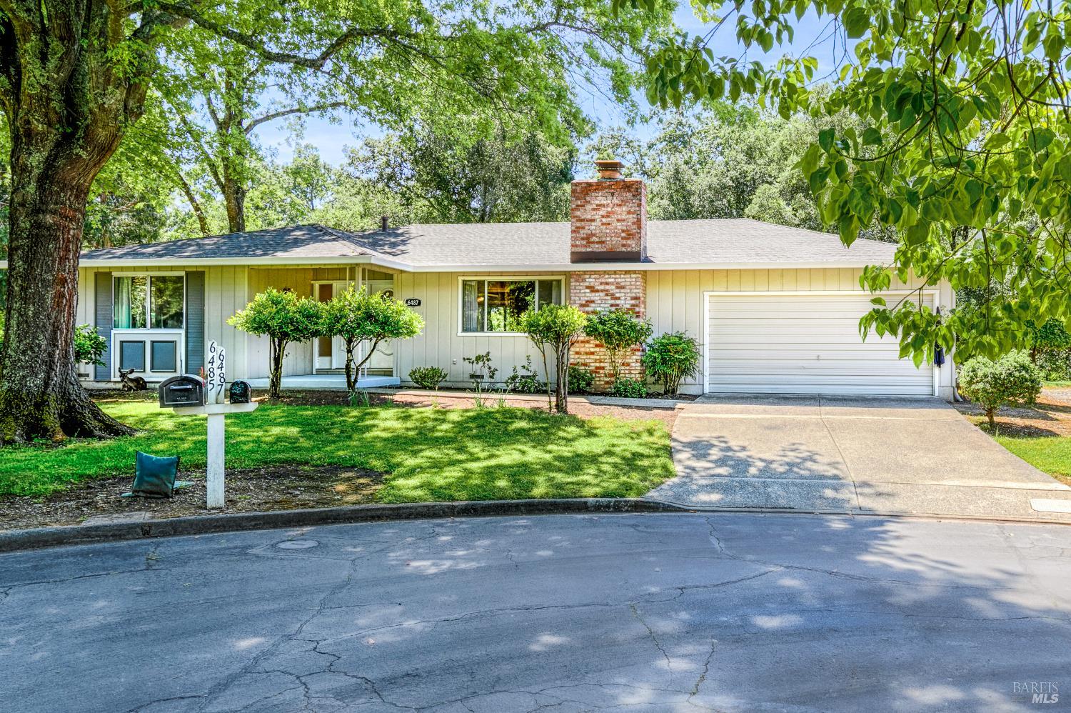 6487 Meadowridge Court Santa Rosa CA 95409