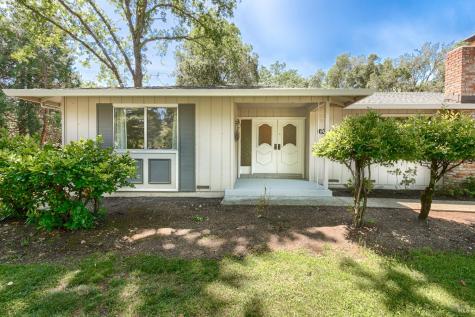 6487 Meadowridge Court Santa Rosa CA 95409