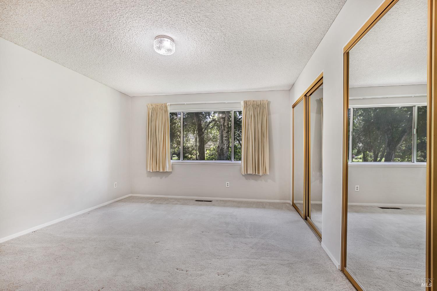 6487 Meadowridge Court Santa Rosa CA 95409