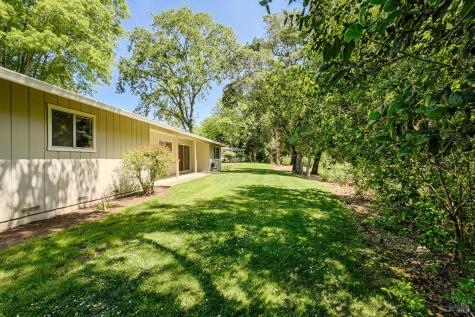 6487 Meadowridge Court Santa Rosa CA 95409