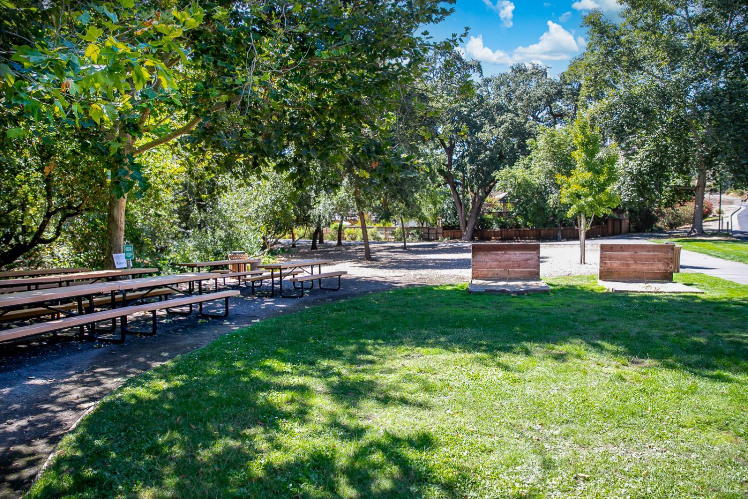 6487 Meadowridge Court Santa Rosa CA 95409