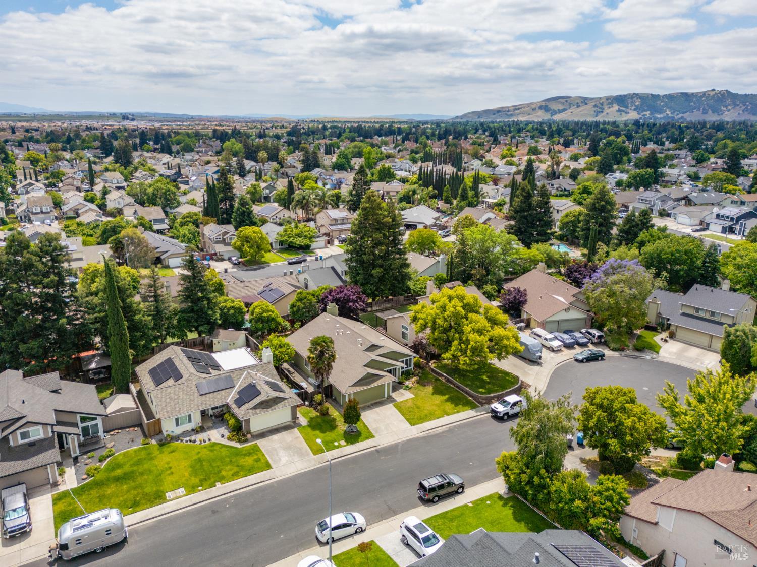 154 Hawk Court Vacaville CA 95687
