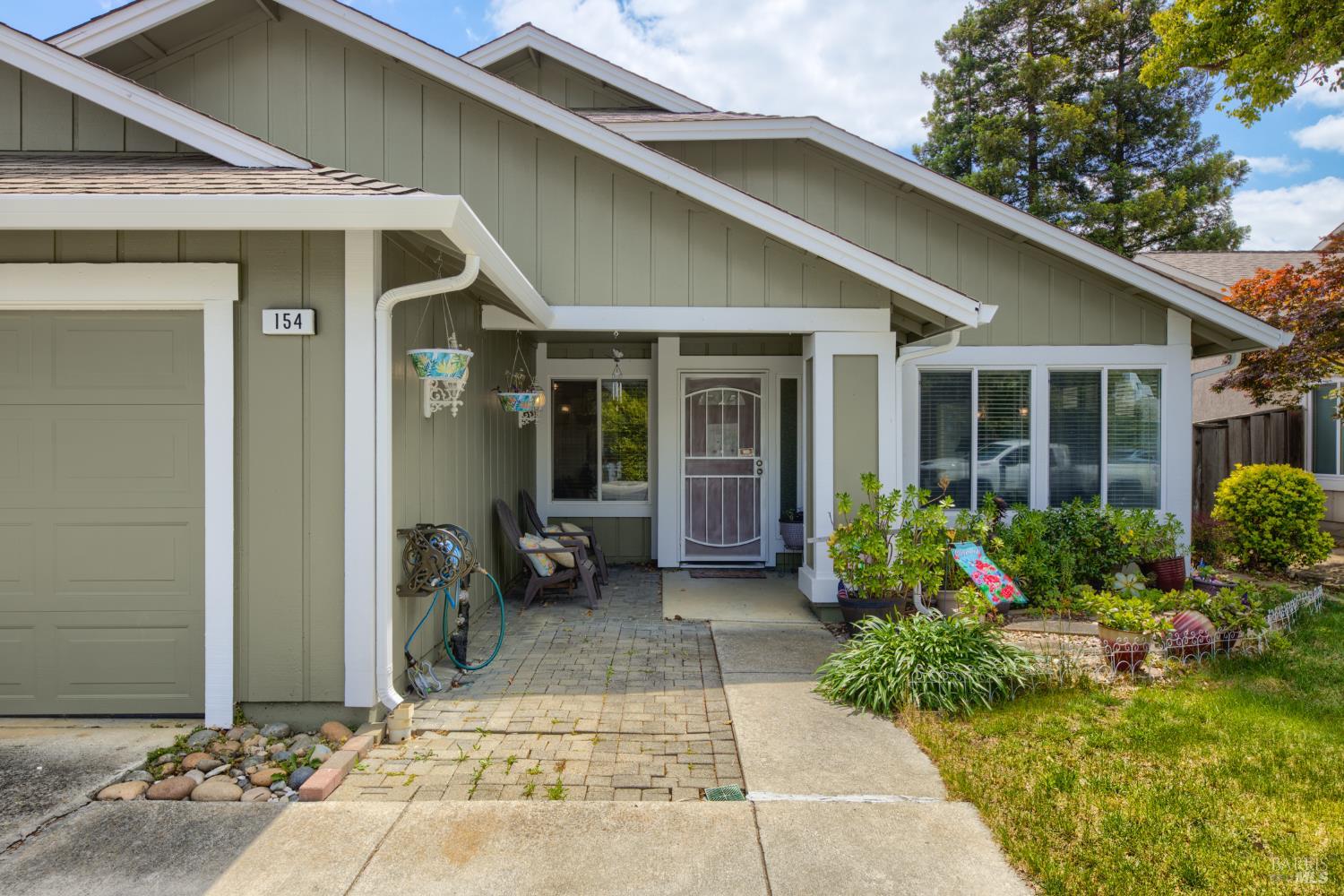 154 Hawk Court Vacaville CA 95687
