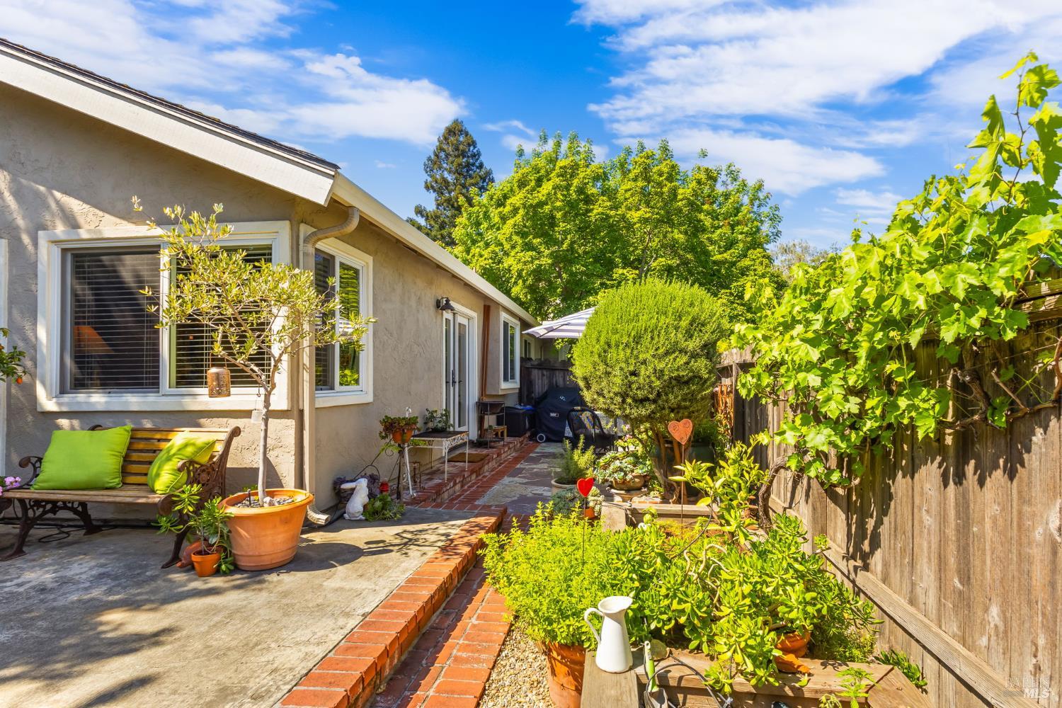 333 Saybrook Avenue Vacaville CA 95687