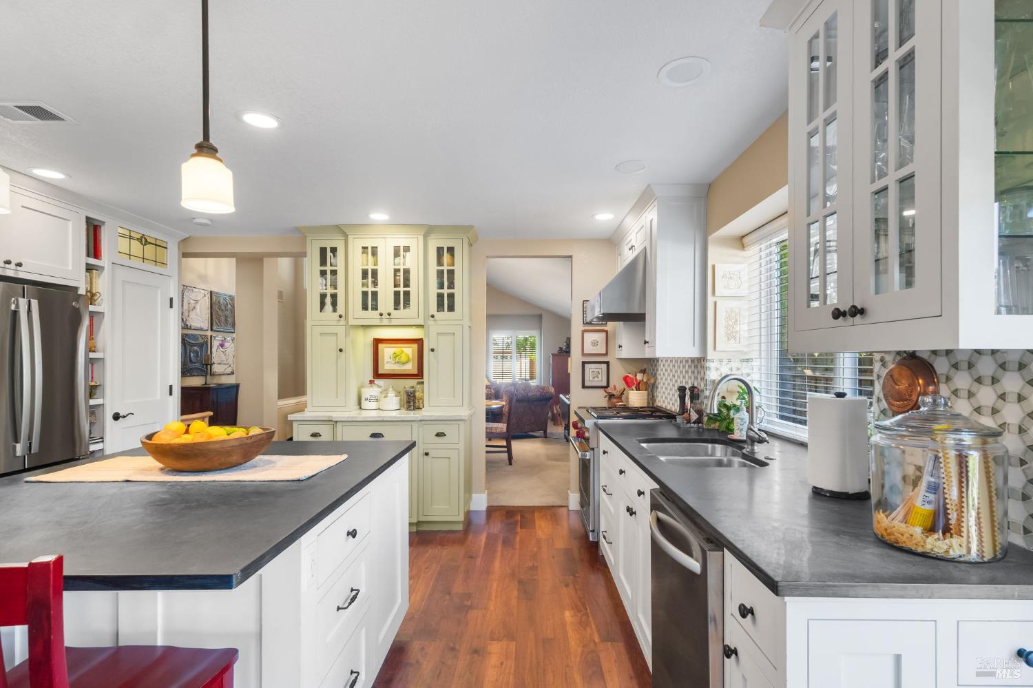 333 Saybrook Avenue Vacaville CA 95687