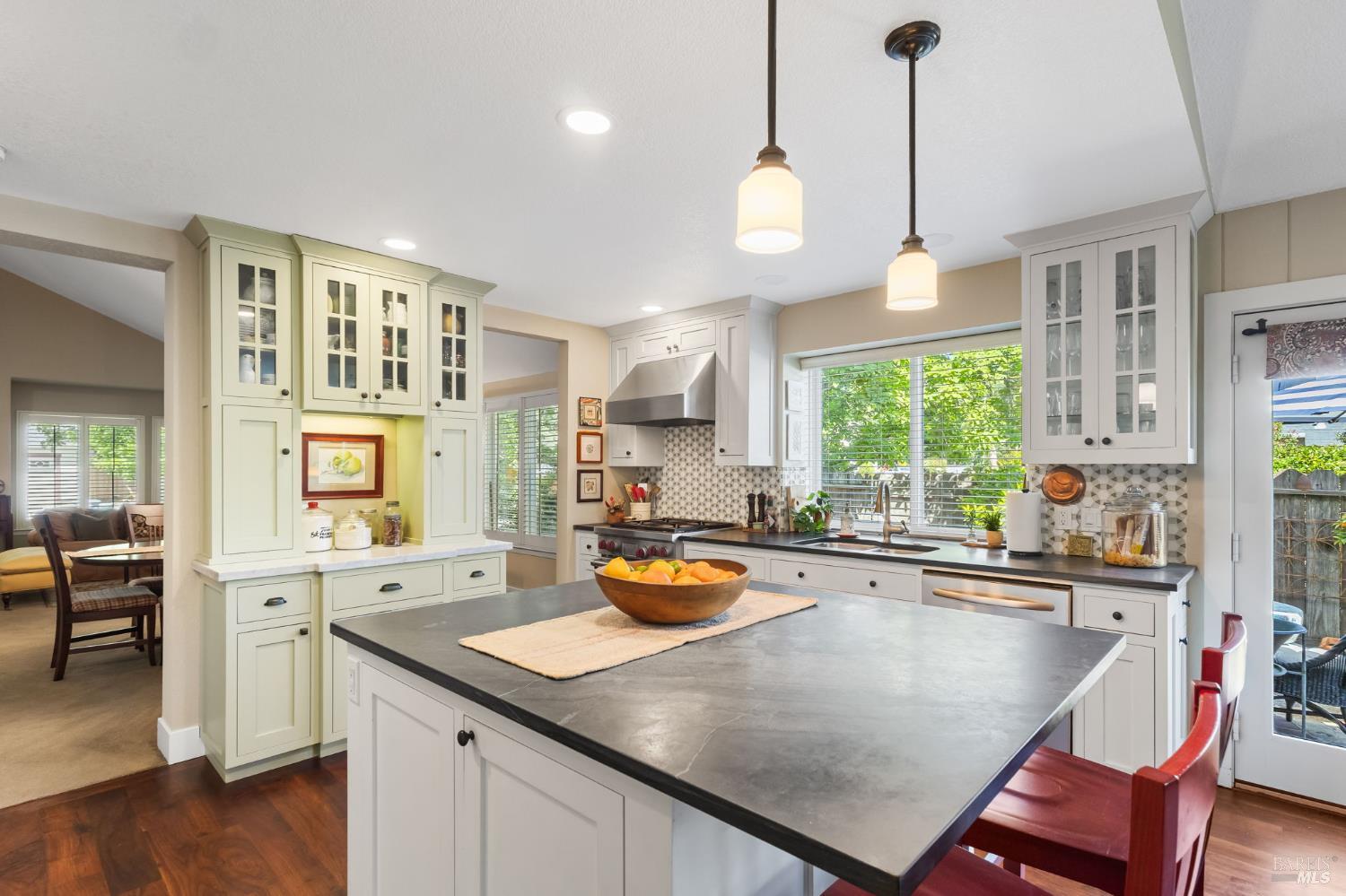 333 Saybrook Avenue Vacaville CA 95687
