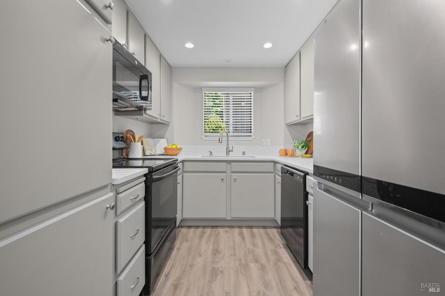 1027 Justin Way Dixon CA 95620