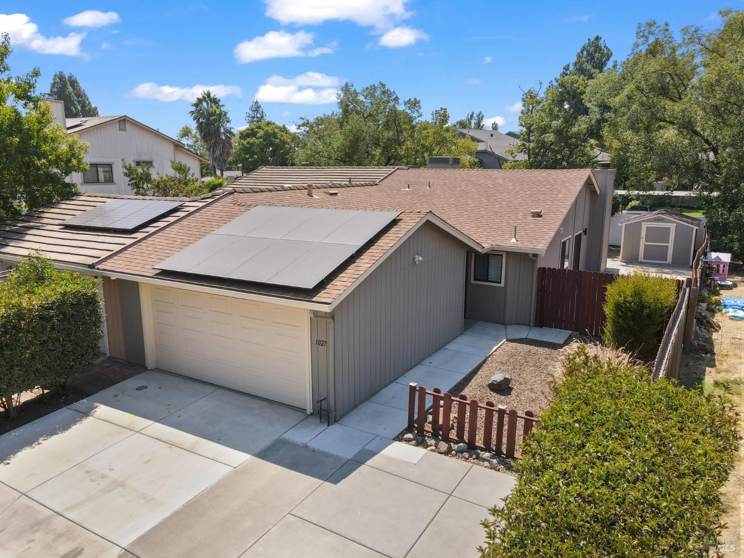 1027 Justin Way Dixon CA 95620