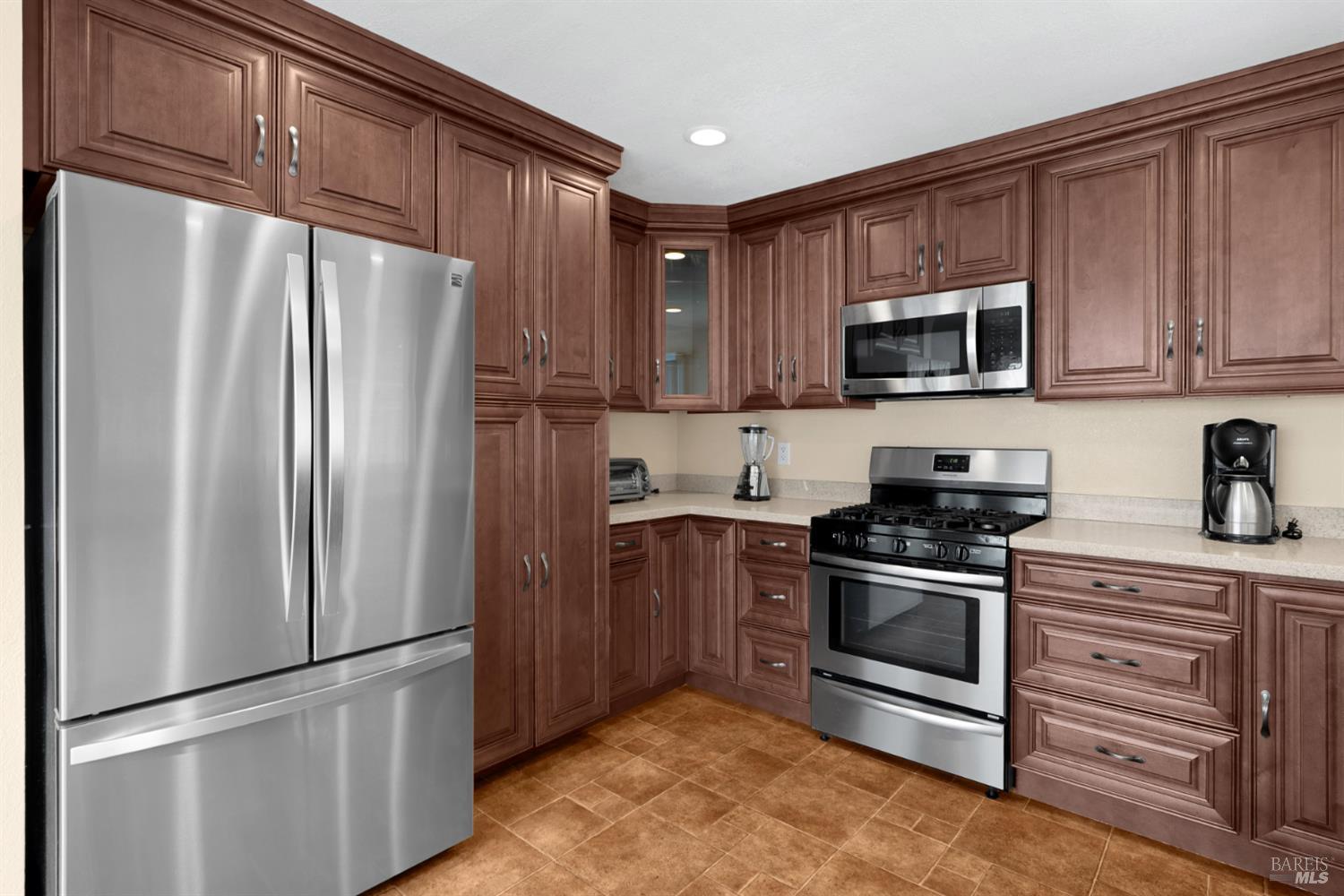 530 Myrtle Avenue Rohnert Park CA 94928