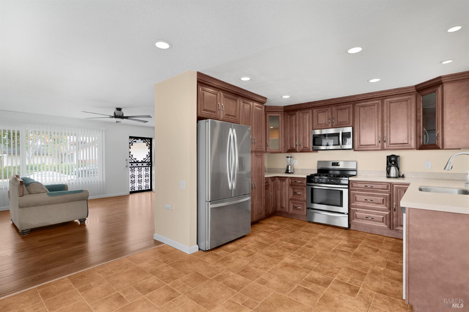 530 Myrtle Avenue Rohnert Park CA 94928