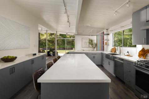 17 Bolanos Drive San Rafael CA 94903