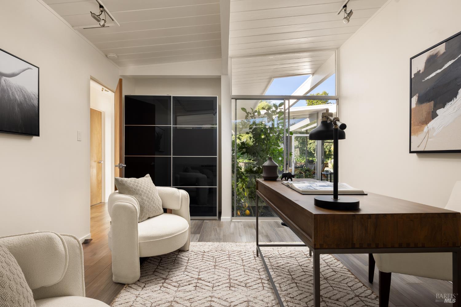 17 Bolanos Drive San Rafael CA 94903