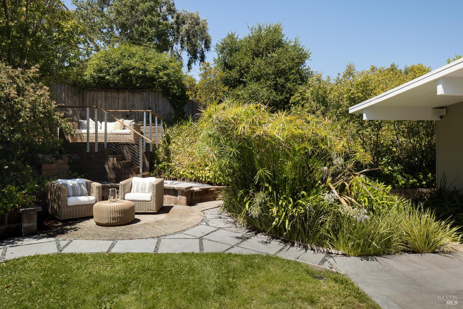 17 Bolanos Drive San Rafael CA 94903