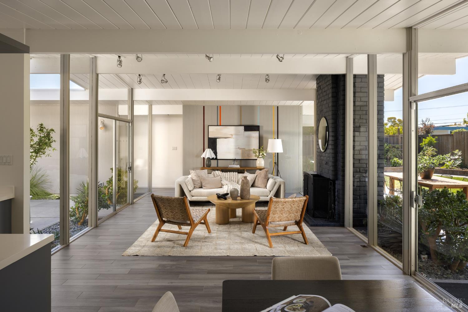 17 Bolanos Drive San Rafael CA 94903