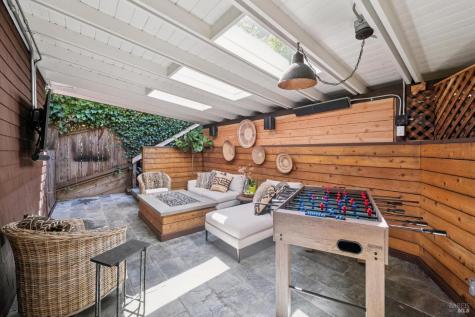 253 W Baltimore Avenue Larkspur CA 94939