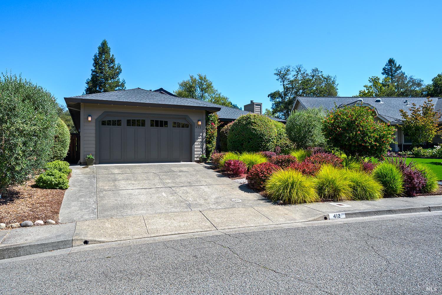 412 Fairway Court Healdsburg CA 95448