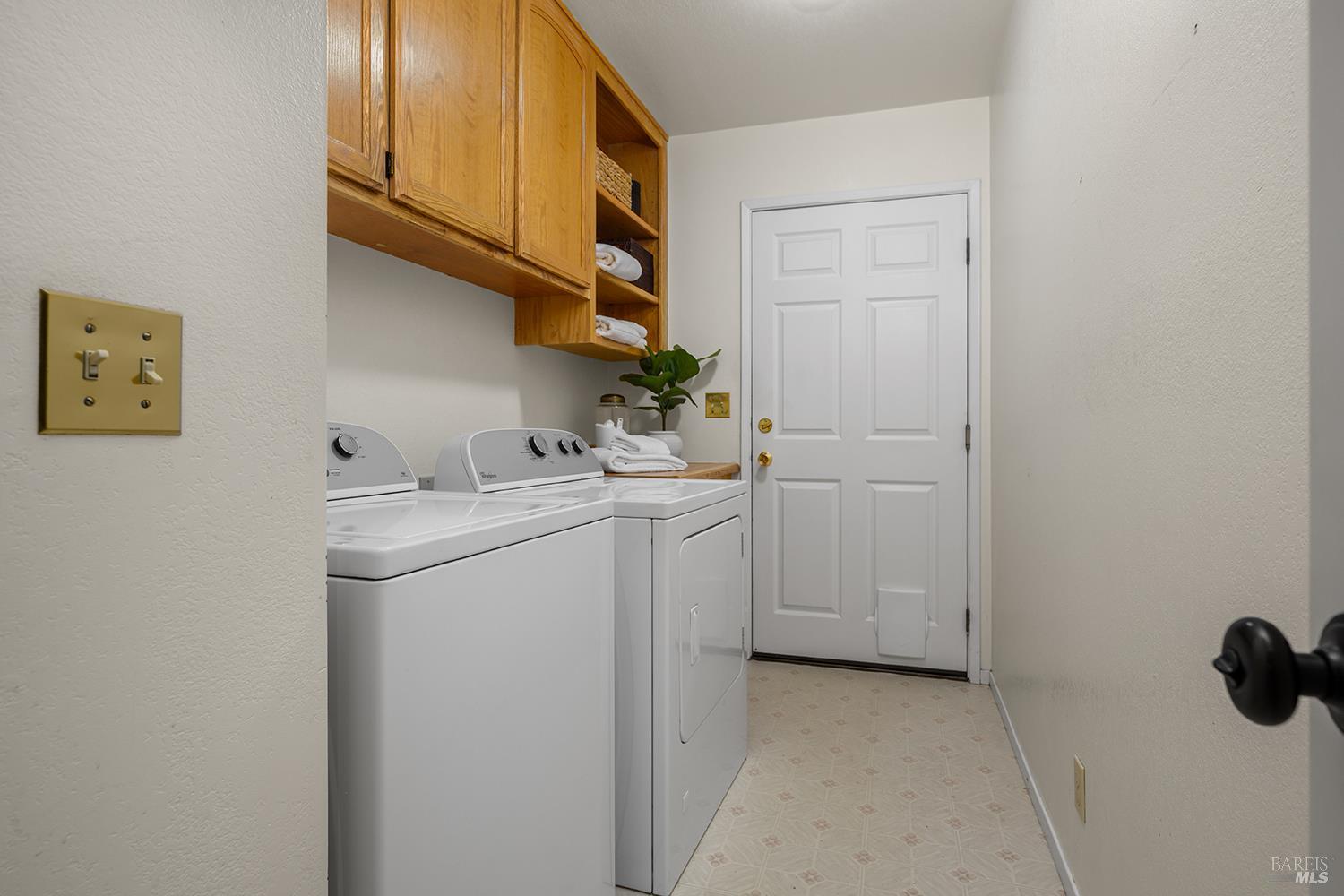 412 Fairway Court Healdsburg CA 95448