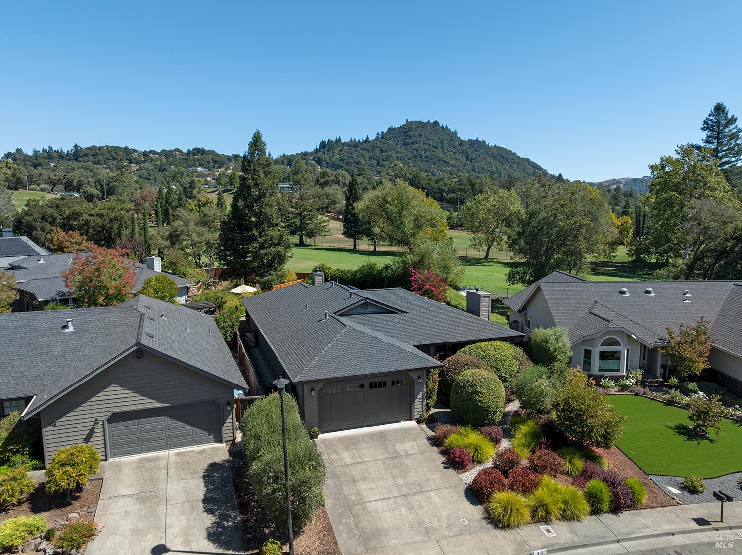 412 Fairway Court Healdsburg CA 95448